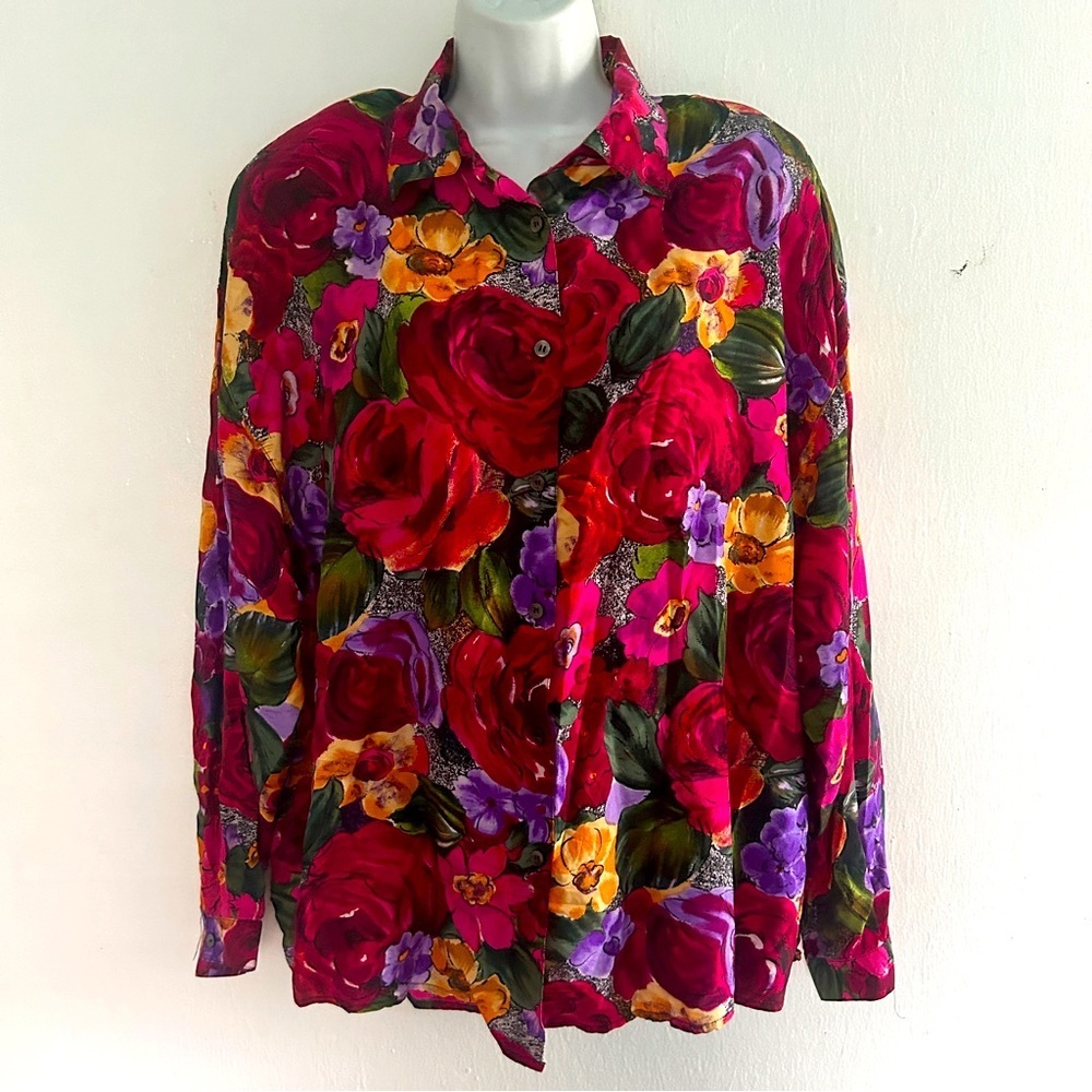 Limited Express L Vintage 100% Silk Button Lon Sleeve Front Floral Top